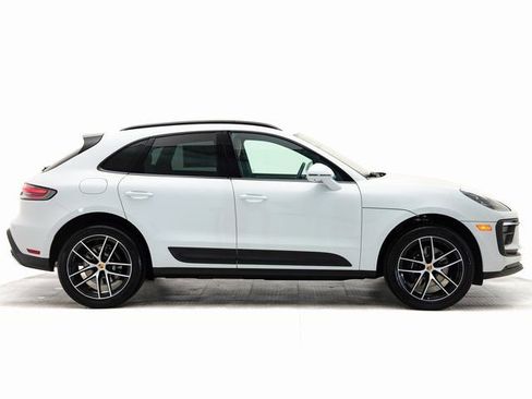 New 2025 Porsche Macan image 33