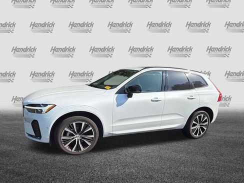 Used 2024 Volvo XC60 B5 Plus w/ Protection Package Premier AWD/4WD image 9