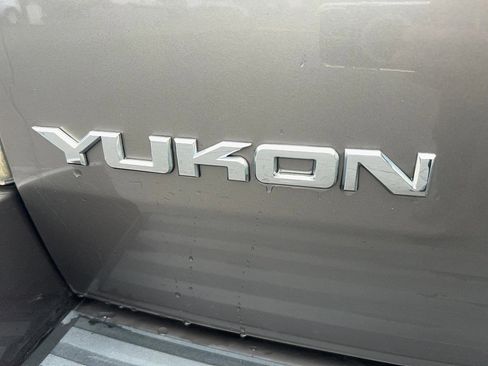 Used 2013 GMC Yukon Denali image 11