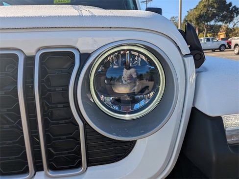 New 2025 Jeep Wrangler Sahara image 8