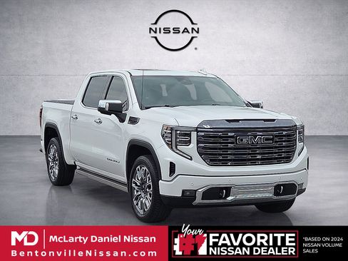 Used 2024 GMC Sierra 1500 Denali Ultimate AWD/4WD image 1
