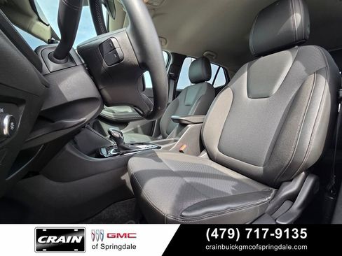 Used 2025 Buick Encore GX Preferred AWD/4WD image 22