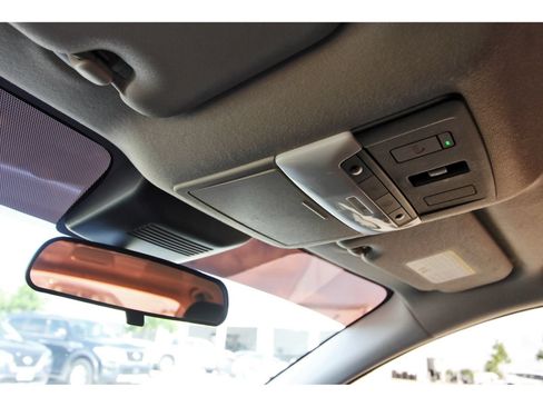 Used 2024 Nissan Sentra SR w/ SR Premium Package FWD image 23