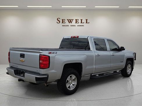Used 2018 Chevrolet Silverado 1500 LT w/ Texas Edition AWD/4WD image 4