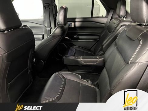 Used 2023 Ford Explorer ST w/ Equipment Group 401A AWD/4WD image 19