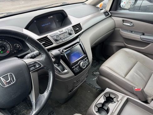 Used 2016 Honda Odyssey EX-L image 16