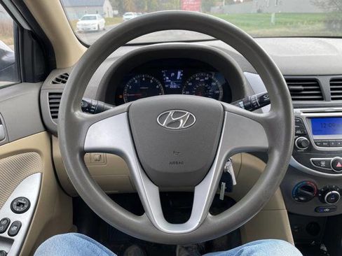 Used 2014 Hyundai Accent GLS image 32