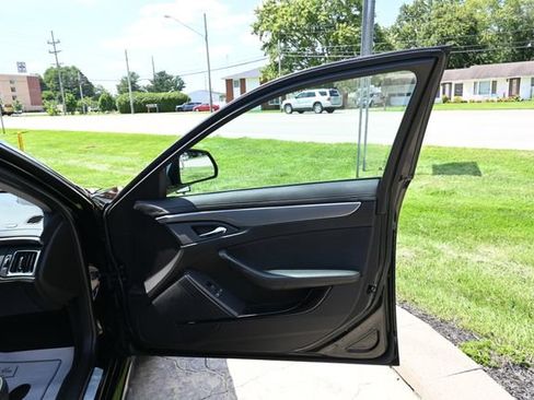 Used 2014 Cadillac CTS V RWD image 18