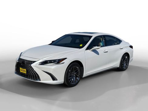 Used 2025 Lexus ES 300h w/ Accessory Package (Z2) FWD image 1