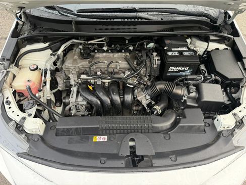 Used 2021 Toyota Corolla LE w/ Carpet Mat Package (TMS) FWD image 24