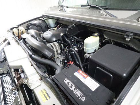 Used 2003 HUMMER H2 w/ Preferred Equipment Group AWD/4WD image 23