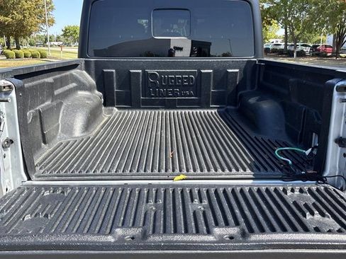 Used 2024 Jeep Gladiator Sport AWD/4WD image 7