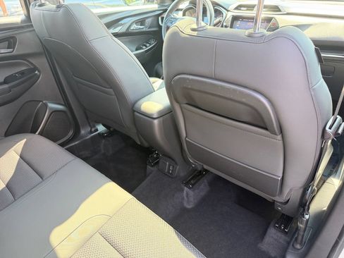 Used 2023 Chevrolet TrailBlazer RS w/ Sun and Liftgate Package AWD/4WD image 11