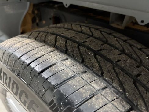 Used 2024 Chevrolet Silverado 1500 Custom image 40