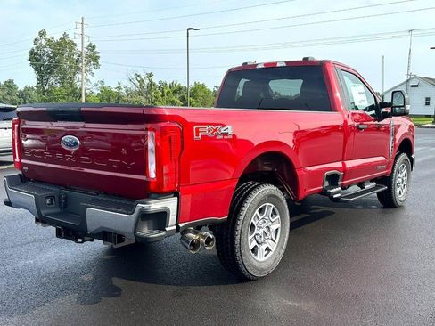 New 2025 Ford F250 XLT w/ FX4 Off-Road Package image 4