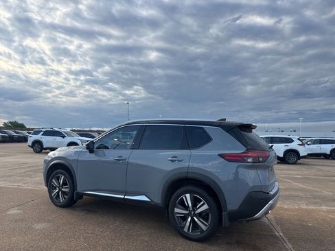 Used 2023 Nissan Rogue Platinum w/ Platinum Premium Package AWD/4WD image 14