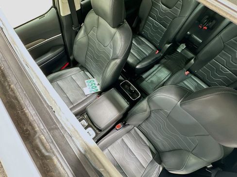 Used 2022 Kia Telluride SX w/ SX Prestige Package AWD/4WD image 23