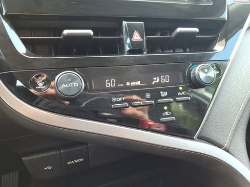 Used 2023 Toyota Camry SE FWD image 26