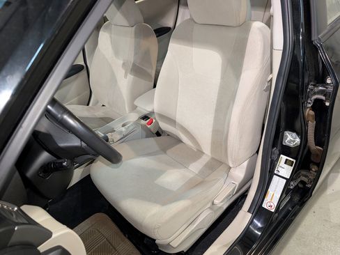 Used 2011 Subaru Impreza 2.5i Premium w/ PWR Moonroof Value Pkg image 16