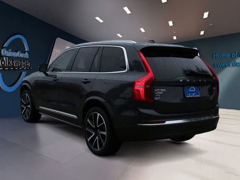 Used 2023 Volvo XC90 B6 Plus image 6