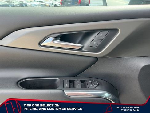 Used 2024 Chevrolet Traverse LT w/ Midnight/Sport Edition FWD image 23