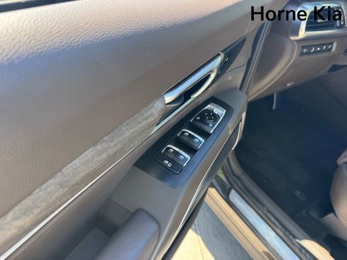 Used 2022 Kia Telluride SX w/ Nightfall Edition Package AWD/4WD image 11