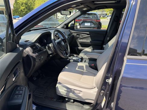 Used 2019 Honda Passport Elite image 11