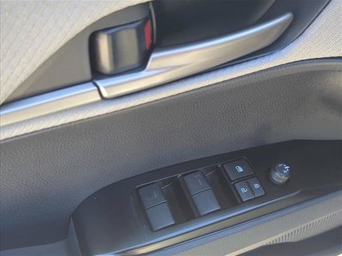 Used 2026 Toyota Camry SE FWD image 10