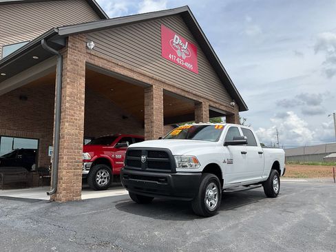 Used 2017 RAM 2500 Tradesman w/ Popular Equipment Group AWD/4WD image 39