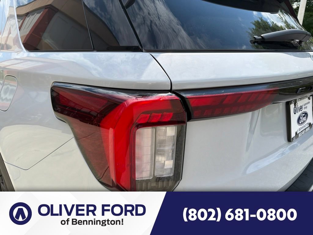 Used 2026 Ford Explorer ST-Line w/ ST-Line Street Pack AWD/4WD image 21
