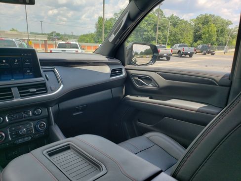 Used 2023 Chevrolet Tahoe RST w/ Luxury Package RWD image 37