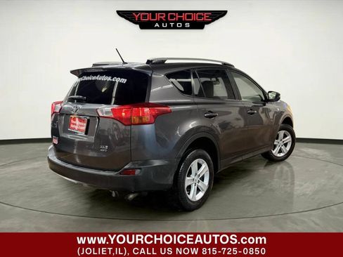 Used 2013 Toyota RAV4 XLE AWD/4WD image 6