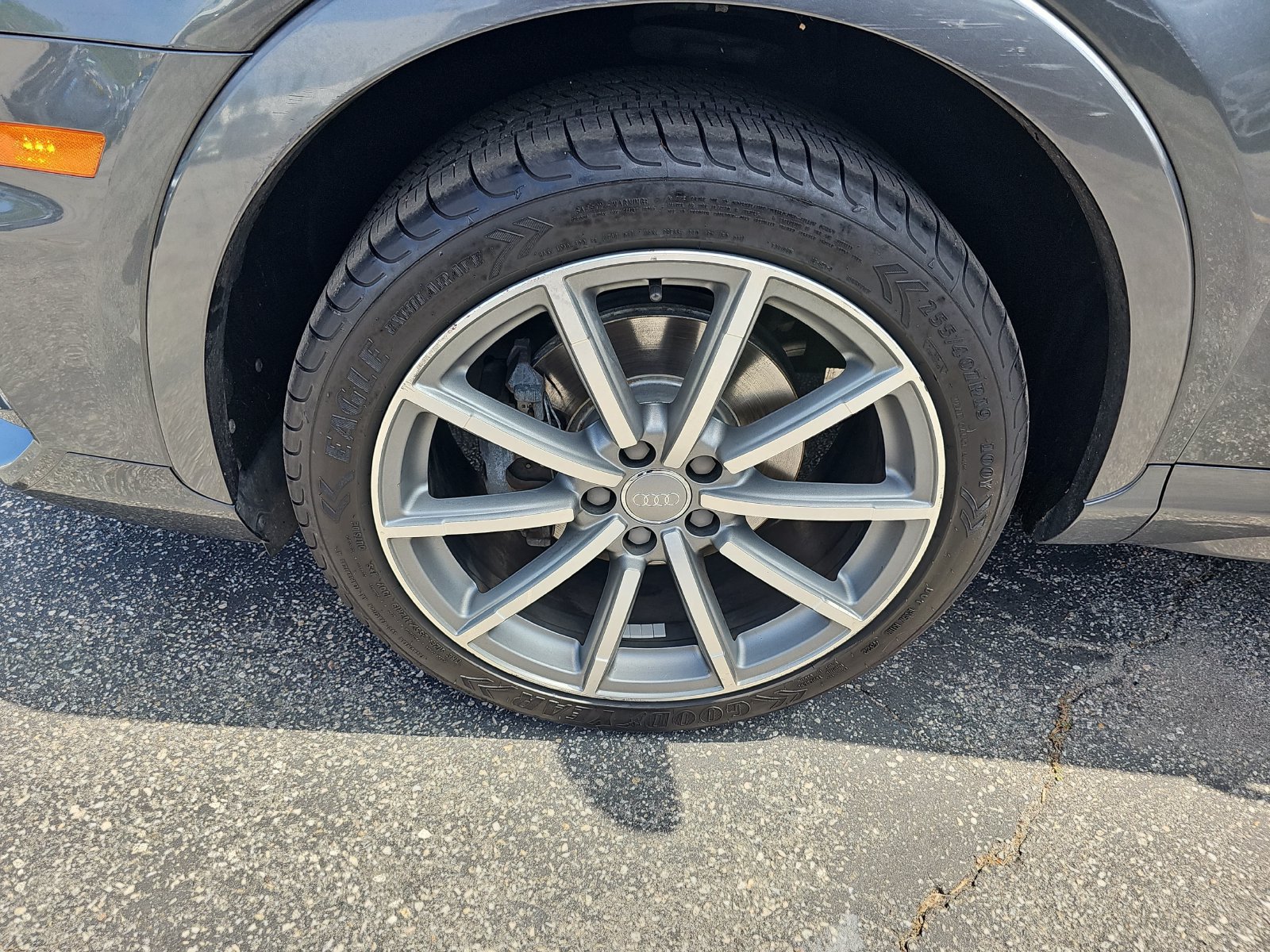 Used 2018 Audi Q3 2.0T Premium Plus AWD/4WD image 38