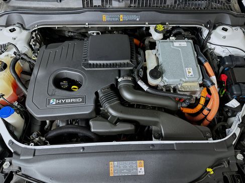 Used 2019 Ford Fusion SEL image 32