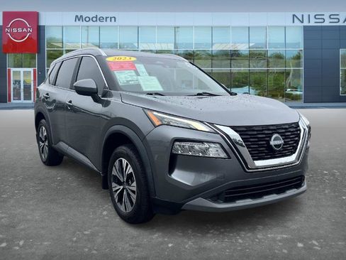 Certified 2023 Nissan Rogue SV w/ SV Premium B Package FWD image 3