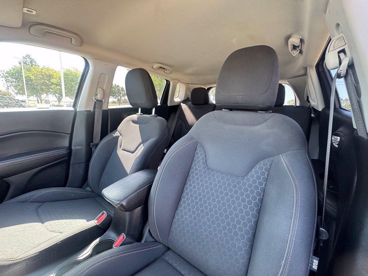 Used 2019 Jeep Compass Sport AWD/4WD image 6