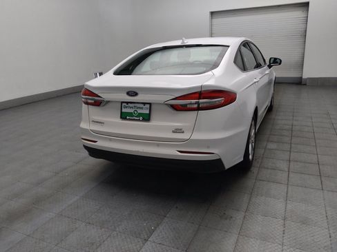 Used 2020 Ford Fusion SE FWD image 9