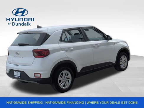 Used 2022 Hyundai Venue SE image 7