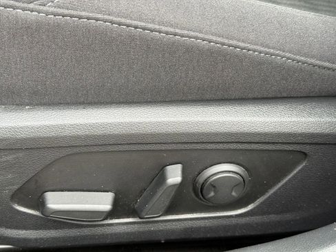 Certified 2023 Hyundai Sonata SEL w/ Cargo Package FWD image 12