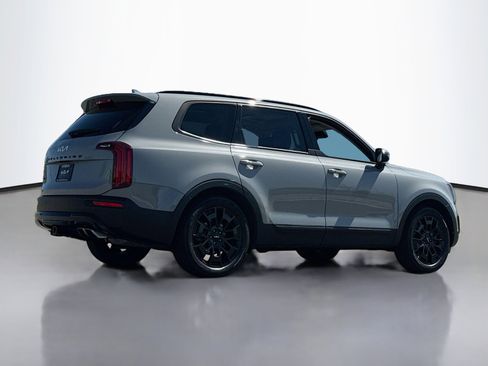 Used 2022 Kia Telluride SX w/ SX Prestige Package AWD/4WD image 2