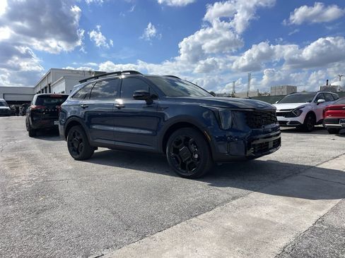 New 2026 Kia Sorento X-Line EX image 3