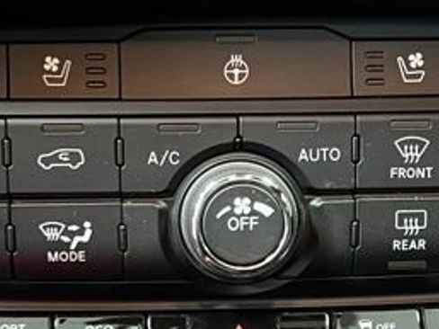 Used 2024 Dodge Durango R/T AWD/4WD image 37
