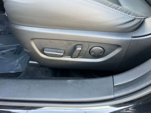 Used 2025 MAZDA CX-30 AWD 2.5 S w/ Preferred Package image 15