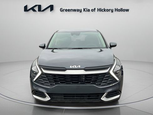 New 2025 Kia Sportage LX image 2