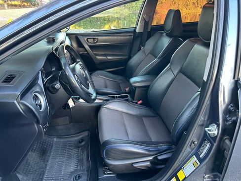 Used 2019 Toyota Corolla SE image 14