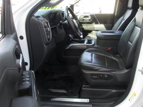 Used 2019 Chevrolet Silverado 1500 LTZ w/ LTZ Premium Package image 13