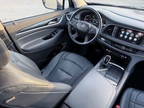 Used 2018 Buick Enclave Essence image 49