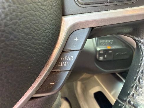 Used 2022 RAM 2500 Big Horn w/ Night Edition AWD/4WD image 28