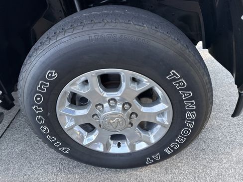 Used 2022 RAM 3500 Laramie image 12