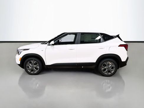 New 2026 Kia Seltos LX image 4